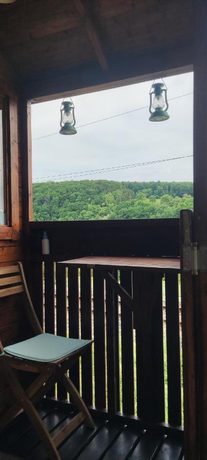 Autarkes Tiny House Mit Rheinblick Apartamento Rumikon Exterior foto